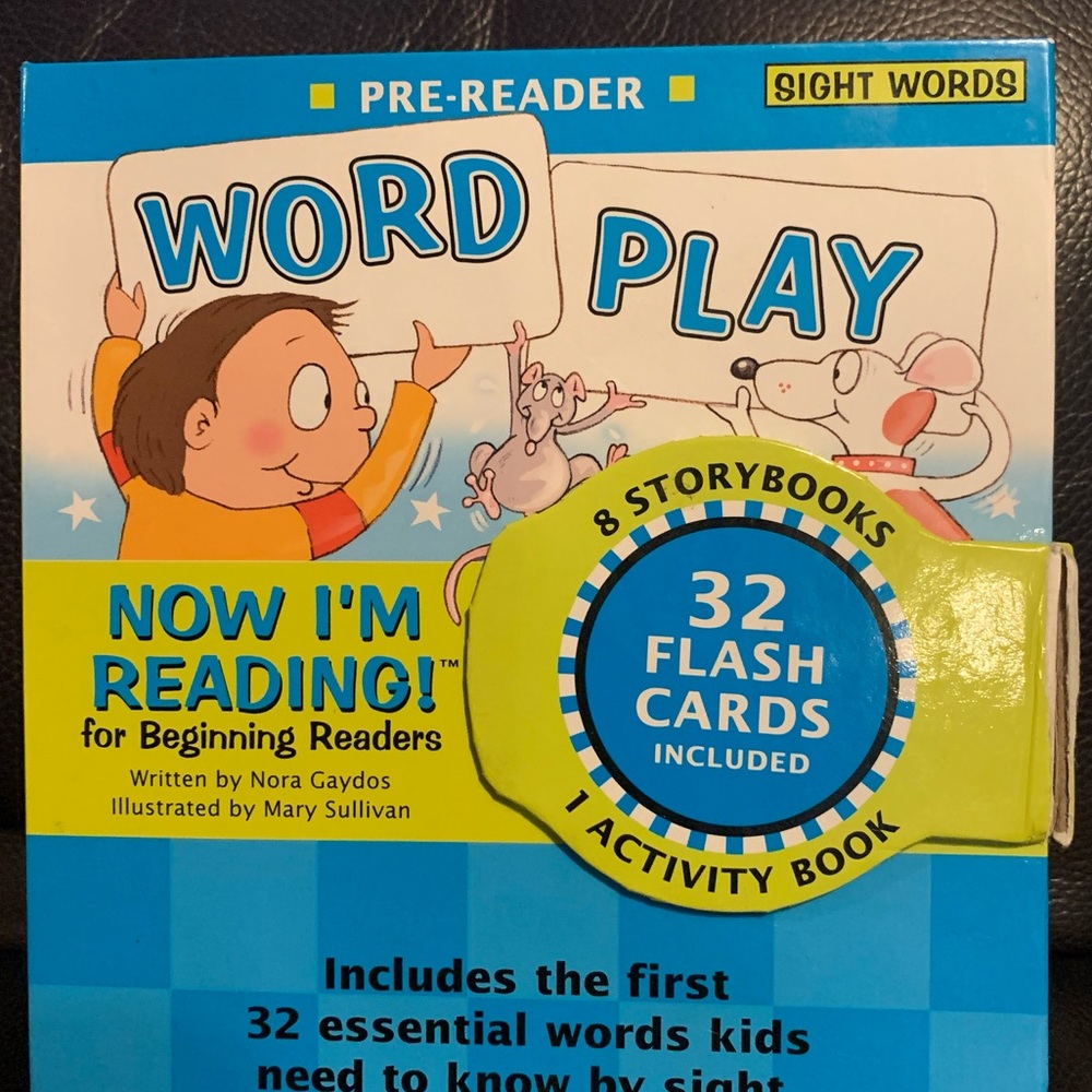 Word play - reader book/flash cards